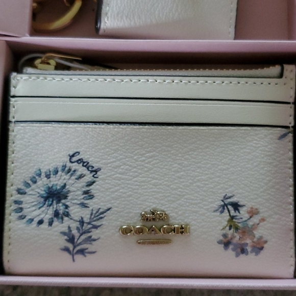 Coach box set sold two new boxed priced - Picture 2 of 5